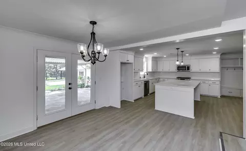 Dining - 110 Trickhambridge Rd, Brandon, MS 39042 photo 1 of 2