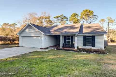 1985 Kornman Dr, Biloxi, MS 39532
