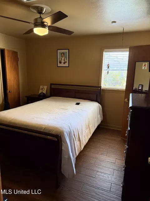 Bedroom - 23 Beverly Dr, Natchez, MS 39120 photo 1 of 2