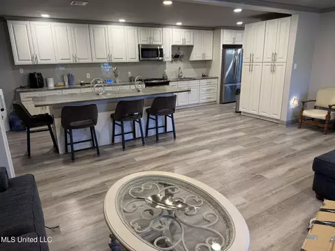 Kitchen - 23 Beverly Dr, Natchez, MS 39120 photo 1 of 2