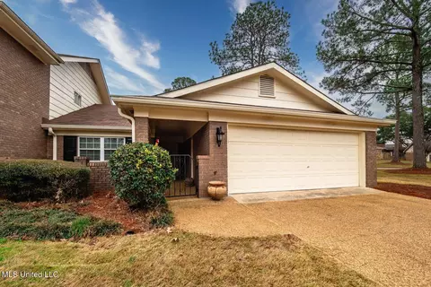 113 Longbranch Dr, Brandon, MS 39042