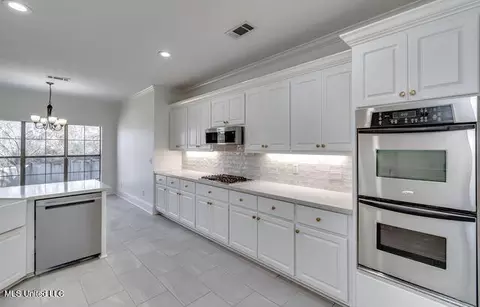 Kitchen - 116 Covey Run, Madison, MS 39110 photo 5 of 6