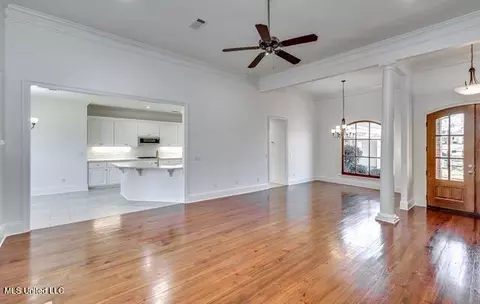 Living - 116 Covey Run, Madison, MS 39110 photo 4 of 5