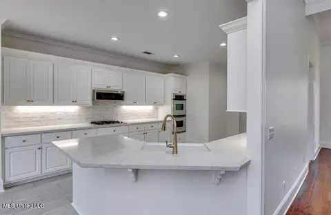 Kitchen - 116 Covey Run, Madison, MS 39110 photo 1 of 6