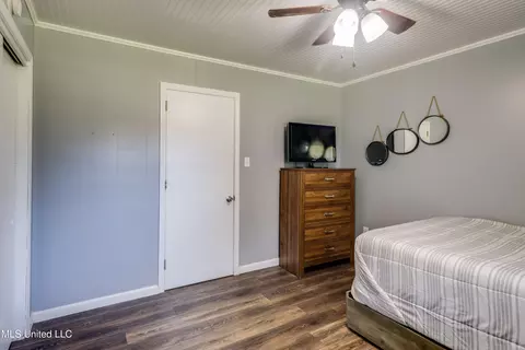 Bedroom - 5518 Gates Ave, Long Beach, MS 39560 photo 2 of 5