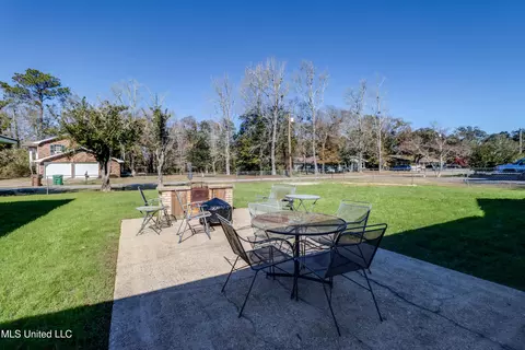 Exterior - 5518 Gates Ave, Long Beach, MS 39560 photo 4 of 6