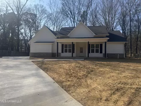 5247 Canary Dr, Jackson, MS 39272