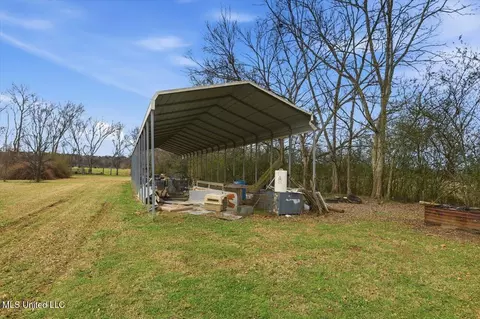 Exterior - 389 Moss Rd, Canton, MS 39046 photo 1 of 14