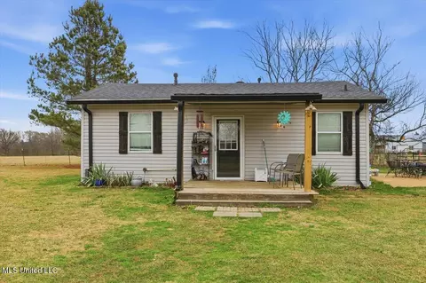 Exterior - 389 Moss Rd, Canton, MS 39046 photo 13 of 14