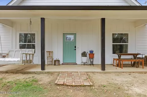 Exterior - 389 Moss Rd, Canton, MS 39046 photo 14 of 14
