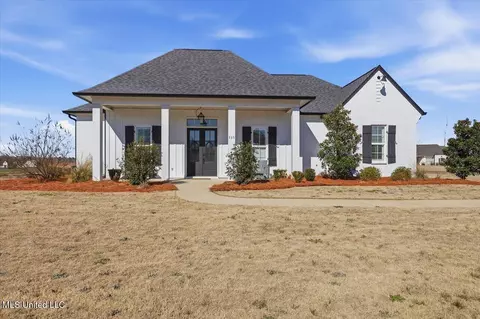 735 Cotton Creek Trl, Brandon, MS 39047
