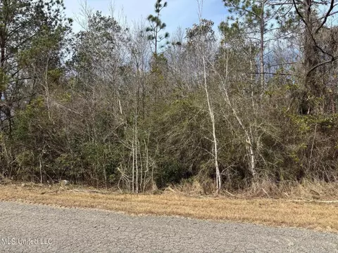 00 Crestwick St, Saucier, MS 39574
