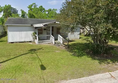 1519 Stewart Ave, Gulfport, MS 39501