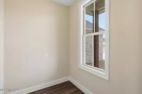 Entry Way - 512 Portner Way, Canton, MS 39046 photo 2 of 5