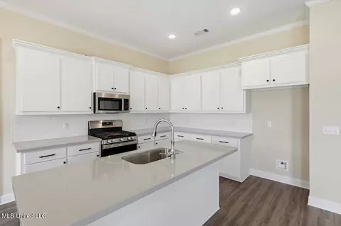 Kitchen - 512 Portner Way, Canton, MS 39046 photo 1 of 3