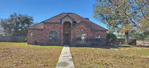 17139 Fenton Dedeaux Rd, Kiln, MS 39556