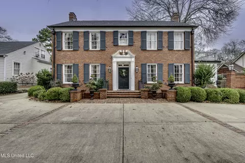 Exterior - 1504 Pinehurst Pl, Jackson, MS 39202 photo 2 of 17