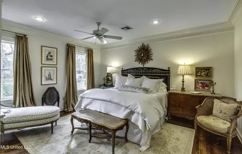 Bedroom - 1504 Pinehurst Pl, Jackson, MS 39202 photo 7 of 10