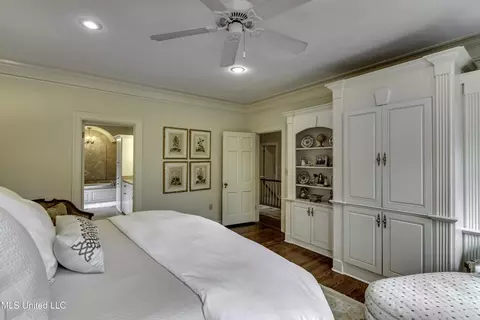 Bedroom - 1504 Pinehurst Pl, Jackson, MS 39202 photo 9 of 10