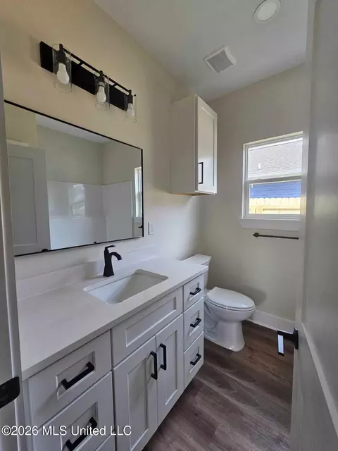 Bath - 14937 Dantzler Rd, Vancleave, MS 39565 photo 2 of 2