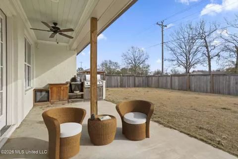 Exterior - 264 Arbor Trl, Brandon, MS 39047 photo 7 of 7