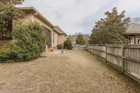 Exterior - 105 Bristol Dr, Madison, MS 39110 photo 6 of 8