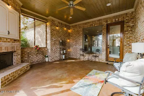 Exterior - 105 Bristol Dr, Madison, MS 39110 photo 5 of 8