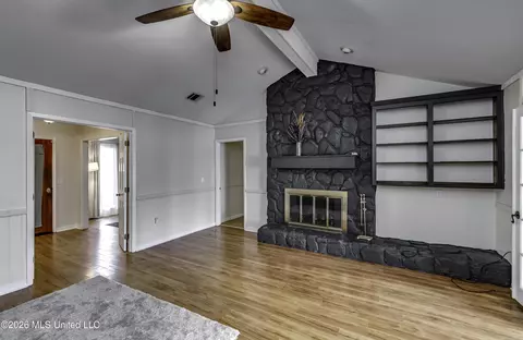 Living - 1422 Mossline Dr, Jackson, MS 39211 photo 1 of 4