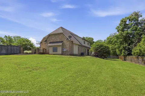 Exterior - 302 Crimson Crowne, Flowood, MS 39232 photo 6 of 8