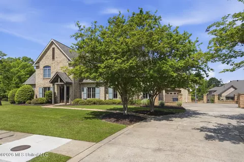 Exterior - 302 Crimson Crowne, Flowood, MS 39232 photo 5 of 8