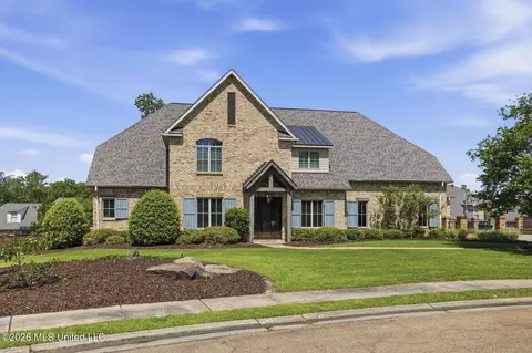 302 Crimson Crowne, Flowood, MS 39232