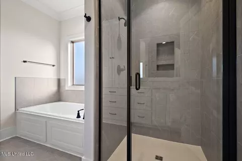 Bath - 523 Portner Way, Canton, MS 39046 photo 2 of 4