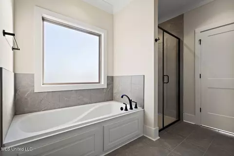 Bath - 523 Portner Way, Canton, MS 39046 photo 3 of 4