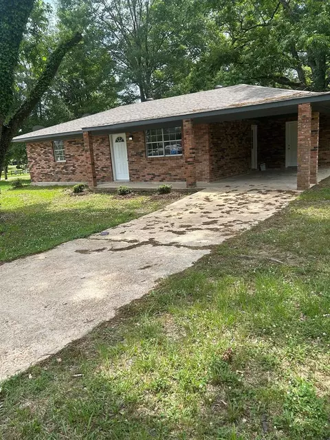 223 S Beech St, Bude, MS 39630
