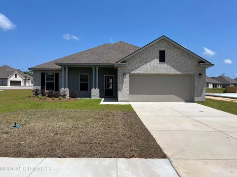 7270 Pencarrow Cir, Ocean Springs, MS 39564