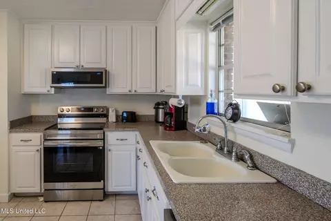Kitchen - 103 Reeves St, Long Beach, MS 39560 photo 1 of 3