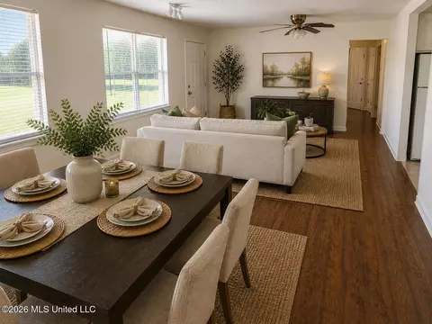 Dining - 103 Reeves St, Long Beach, MS 39560 photo 1 of 3