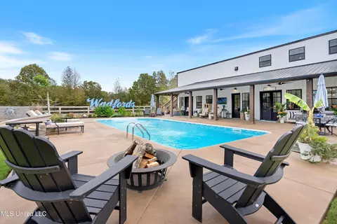Exterior - 47 Fulmer Rd, Como, MS 38619 photo 2 of 23