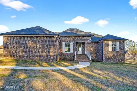 8 Shade Tree Dr, Carriere, MS 39426