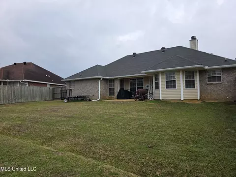 Exterior - 324 Martha Dr, Byram, MS 39272 photo 5 of 9