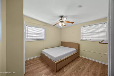 Bedroom - 5517 Grafton St, Jackson, MS 39206 photo 4 of 5