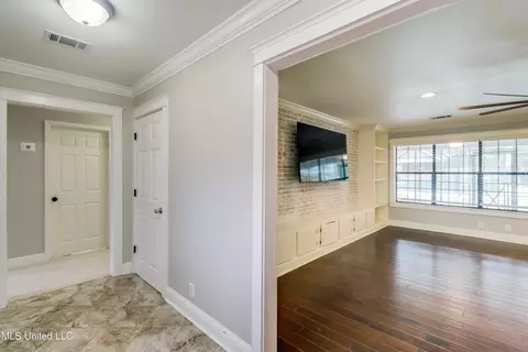 Entry Way - 4432 Lily Patch Ln, Moss Point, MS 39562 photo 1 of 1