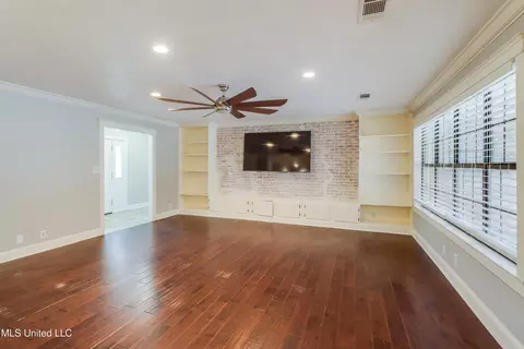 Living - 4432 Lily Patch Ln, Moss Point, MS 39562 photo 1 of 2