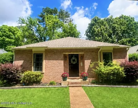 214 Circle Gate Dr, Senatobia, MS 38668