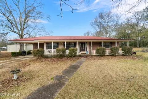 212 Saint Horace St, State Line, MS 39362