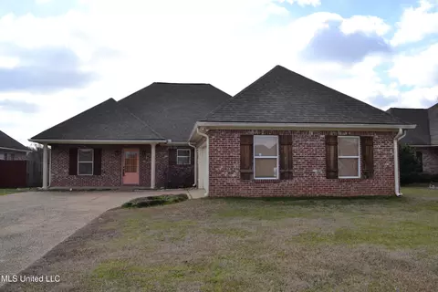 328 Red Cedar Dr, Brandon, MS 39047