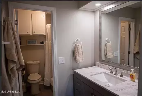 Bath - 105 Northtown Dr, Jackson, MS 39211 photo 1 of 1