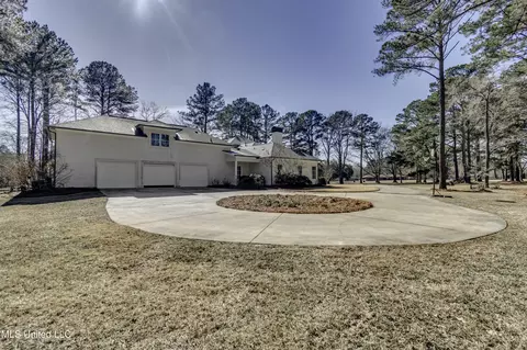 Exterior - 268 Sundial Rd, Madison, MS 39110 photo 11 of 15