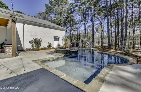 Exterior - 268 Sundial Rd, Madison, MS 39110 photo 6 of 15
