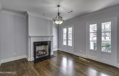 Living - 268 Sundial Rd, Madison, MS 39110 photo 1 of 7